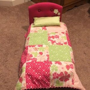 American Girl doll bed, Bloom bed